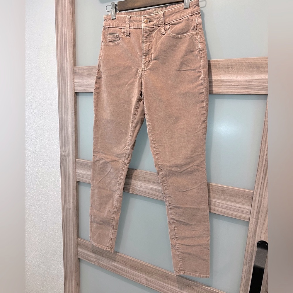 Universal Thread High-Rise Skinny Pink Tan Corduroy Jeans